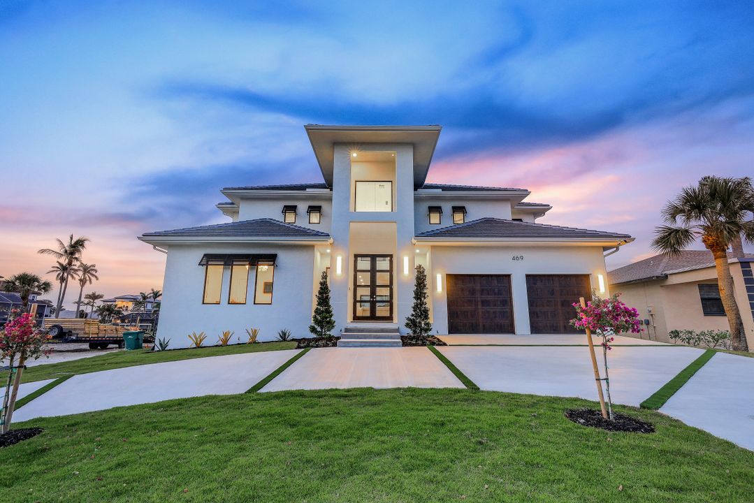 469 Germain Ave, Naples, FL 34108