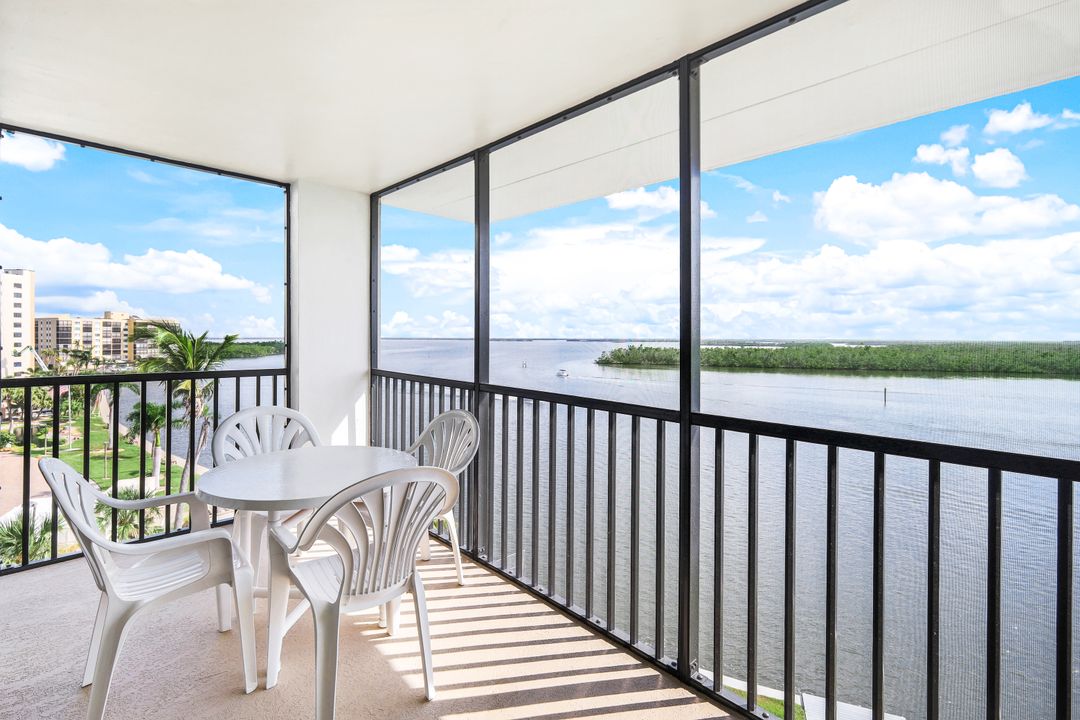 4253 Bay Beach Ln #5B, Fort Myers Beach, FL 33931