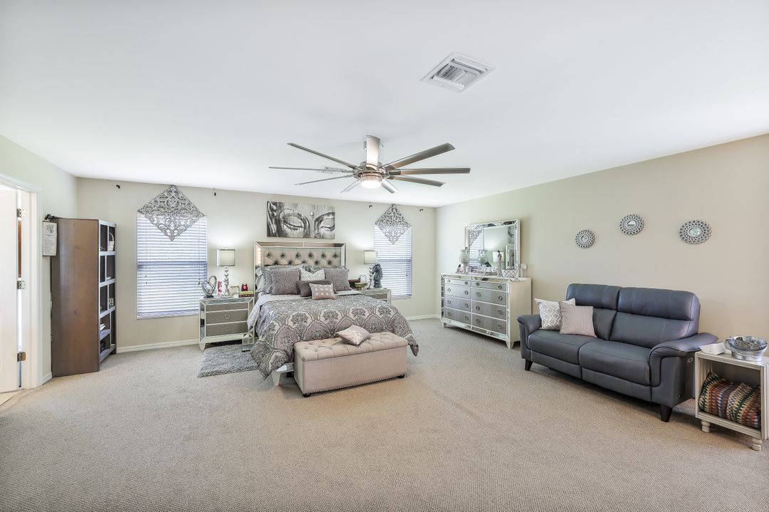 18261 Pine Nut Ct, Lehigh Acres, FL 33972