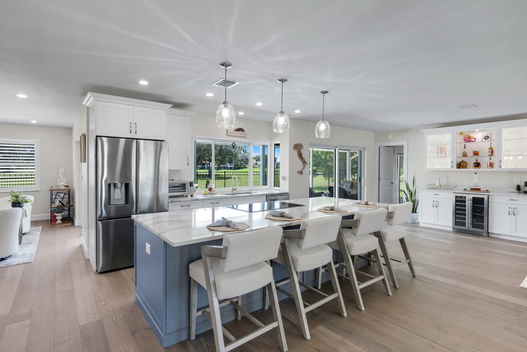 193 Heather Grove Ln, Naples, FL 34113