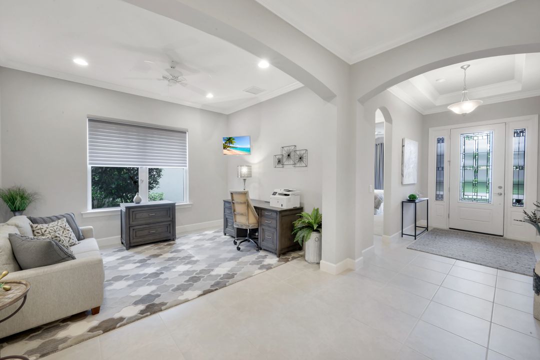 19711 Estero Pointe Ln, Fort Myers, FL 33908