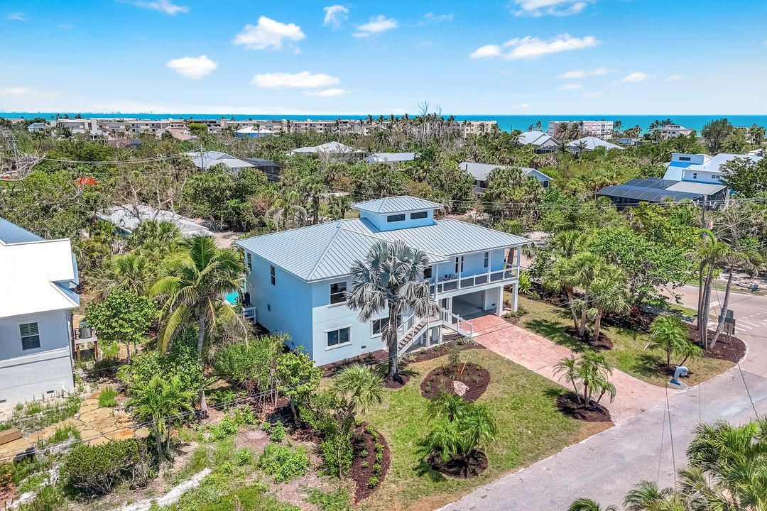 742 Nerita St, Sanibel, FL 33957