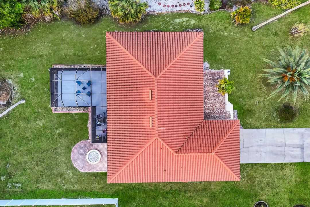 27153 Edenbridge Ct, Bonita Springs, FL 34135