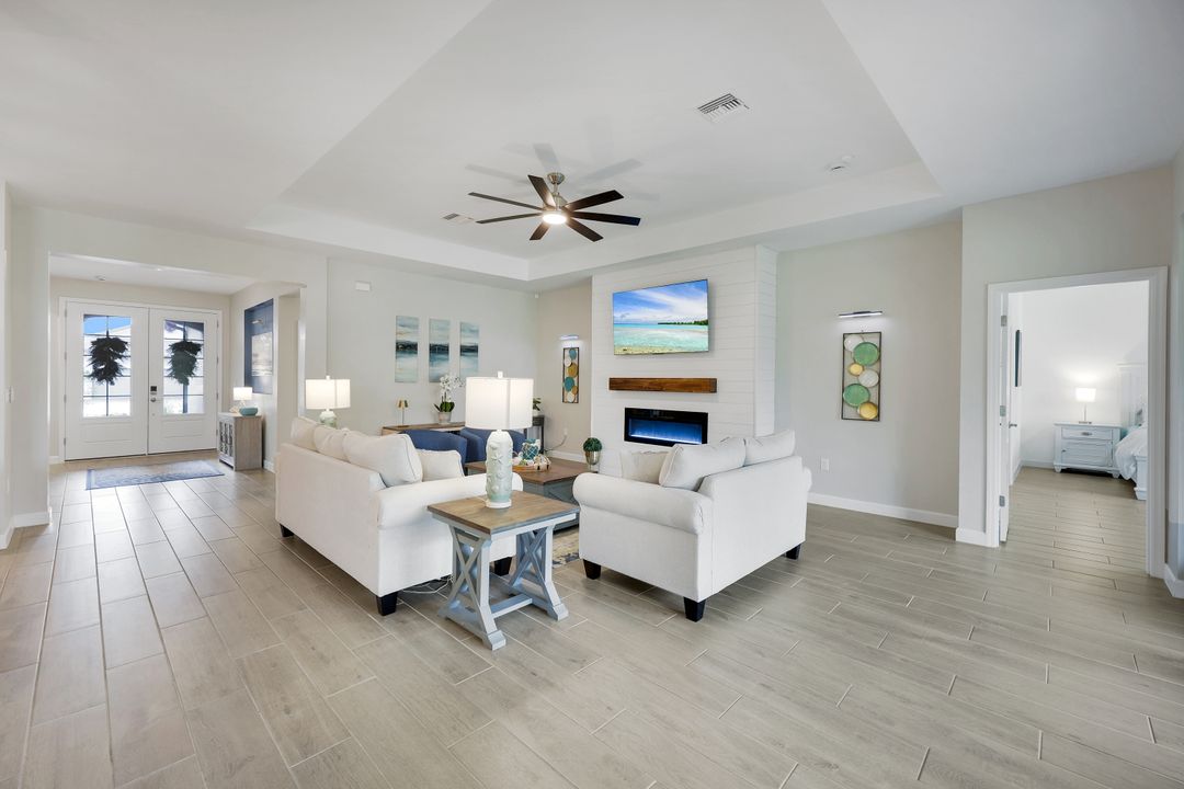 11212 Canopy Loop, Fort Myers, FL 33913