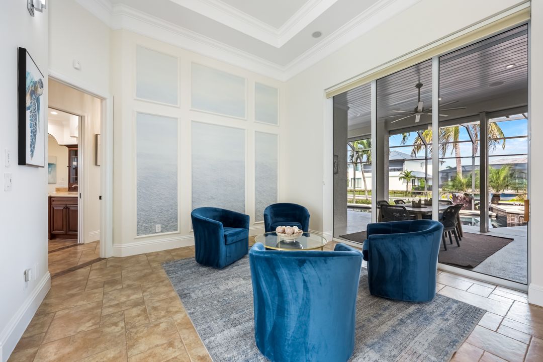 466 Clifton Ct, Marco Island, FL 34145