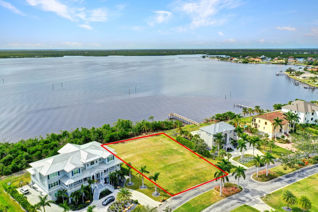 4591 Grassy Point Blvd, Port Charlotte, FL 33952