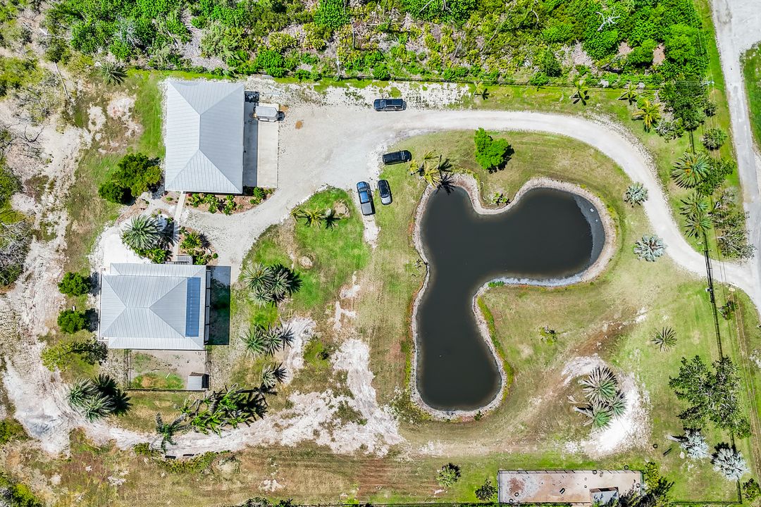 5257 Western Dr, Saint James City, FL 33956