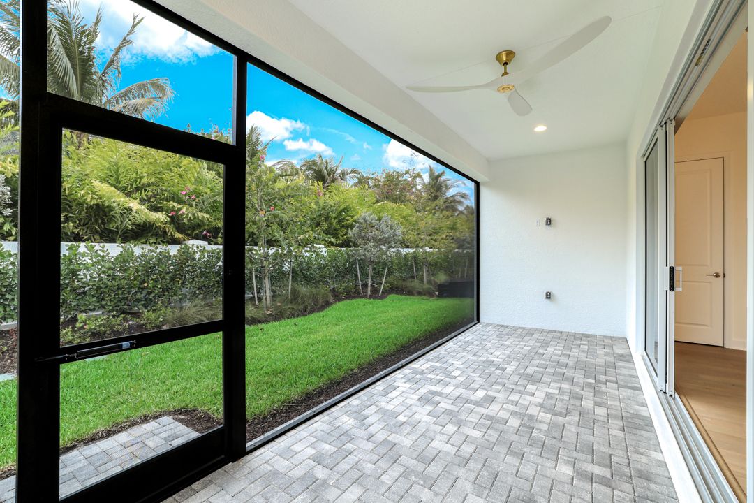 2687 Ridgecrest Pl, Naples, FL 34112