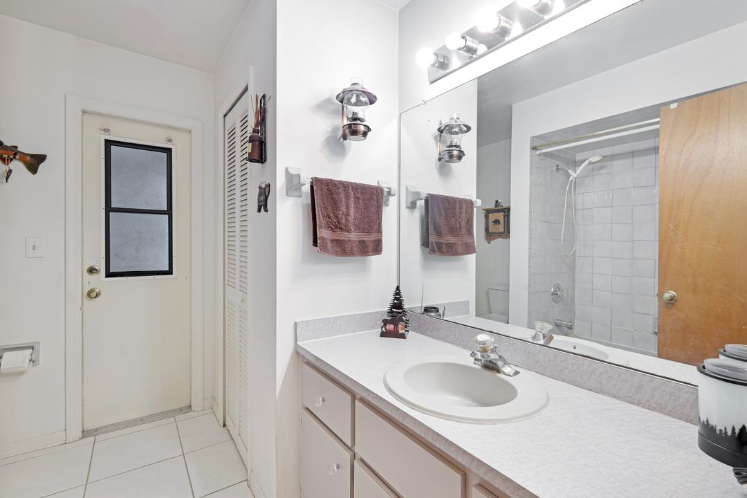 17409 Delaware Rd, Fort Myers, FL 33967