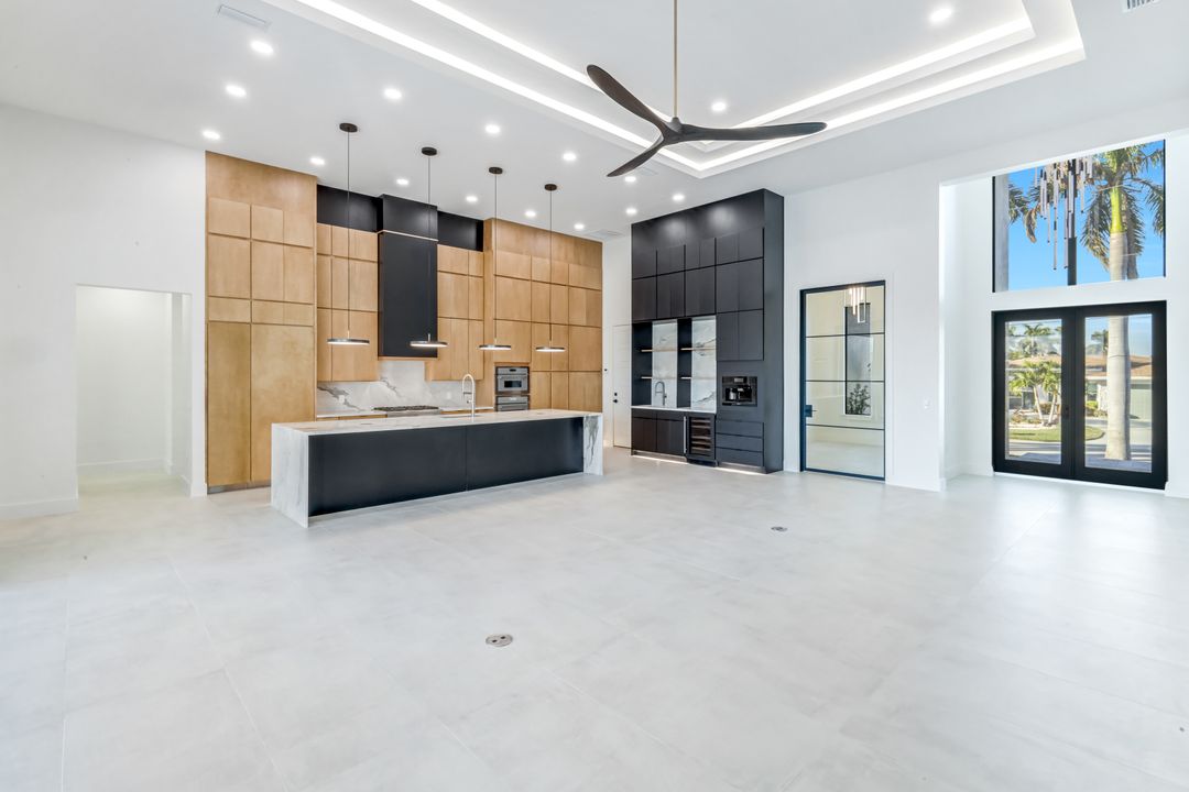 122 SW 58th St, Cape Coral, FL 33914