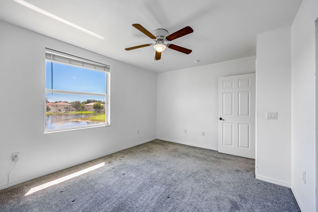 9820 Springlake Cir, Estero, FL 33928