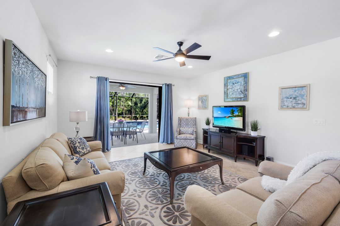 10870 Maitland Way, Fort Myers, FL 33913