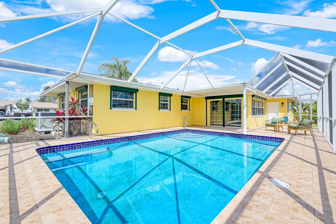 1720 Cascade Way, North Fort Myers, FL 33917