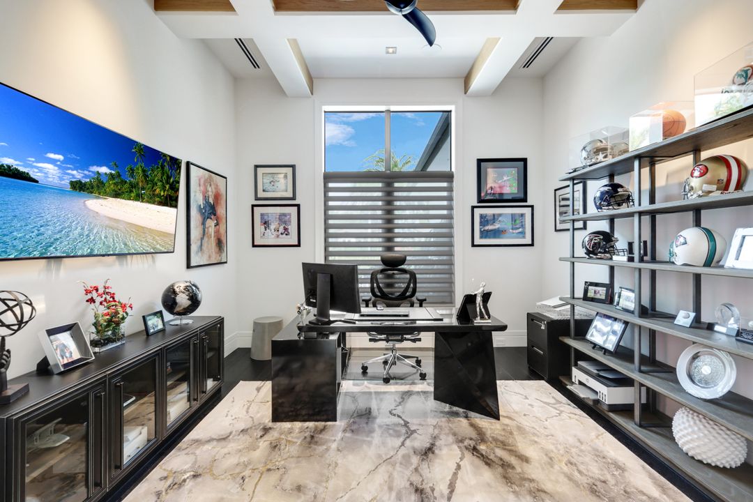 493 Carica Rd, Naples, FL 34108