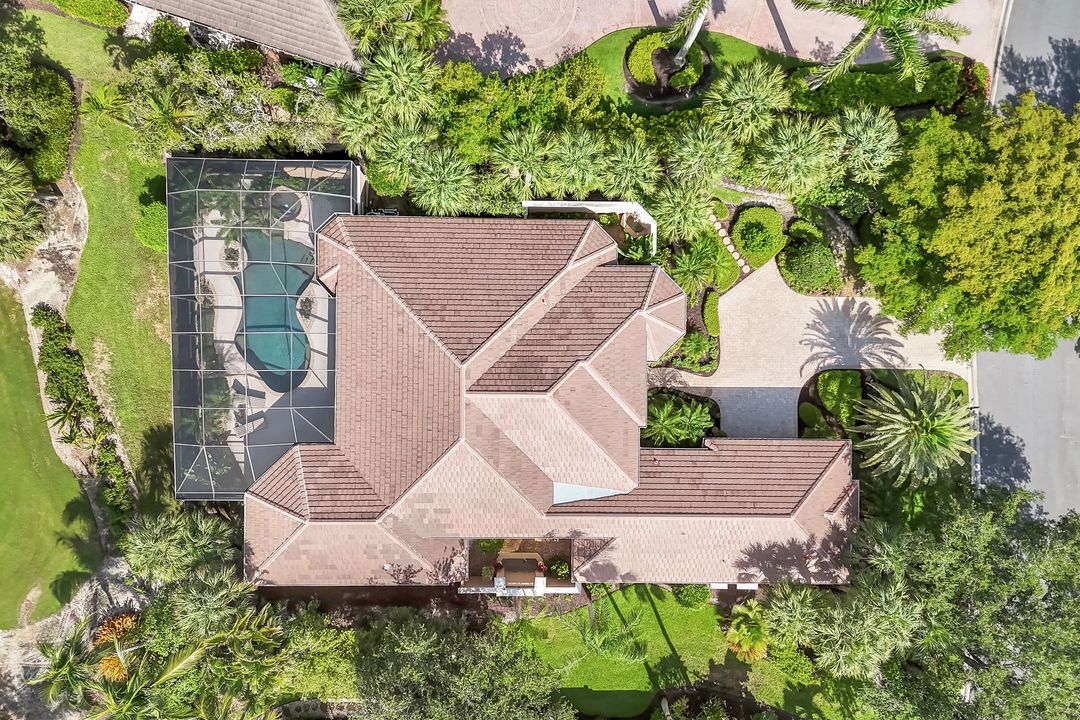 23092 Shady Knoll Dr, Bonita Springs, FL 34135