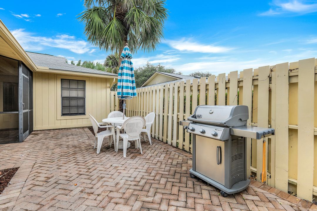 147 Forest Lakes Blvd #147, Naples, FL 34105