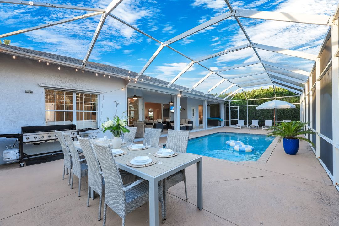 778 95th Ave N, Naples, FL 34108
