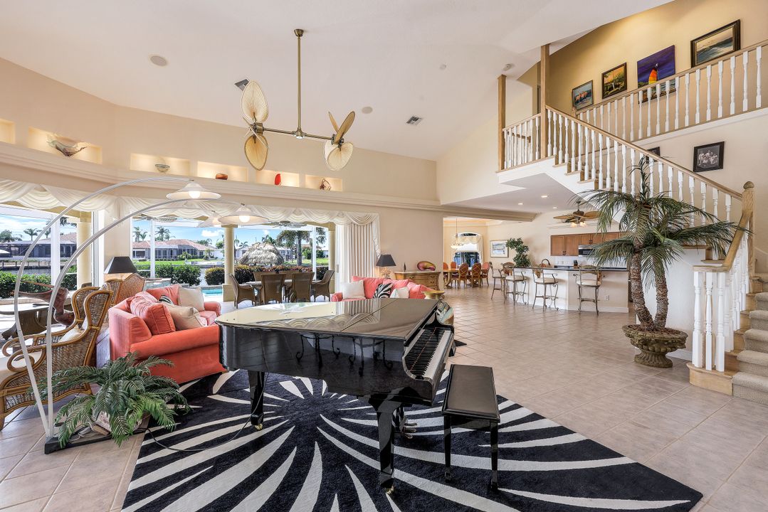 5231 SW 5th Pl, Cape Coral, FL 33914