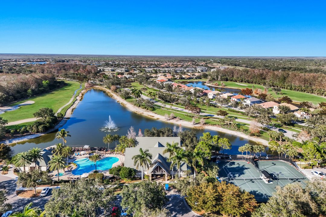 12639 Kinross Ln, Naples, FL 34120