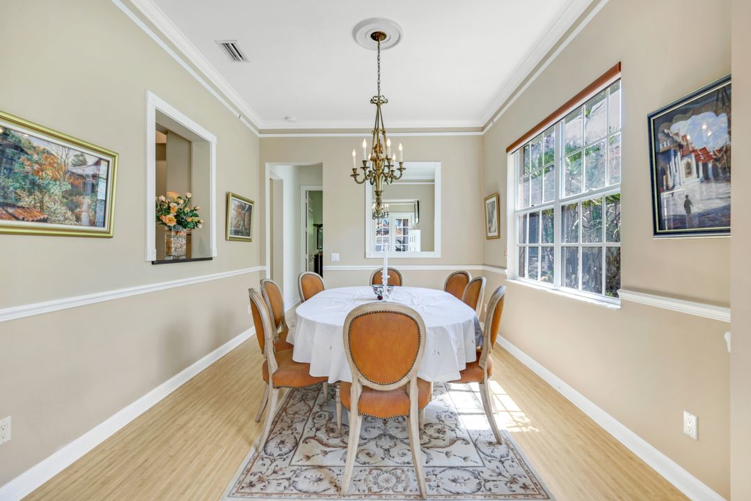 5129 Inagua Way, Naples, FL 34119