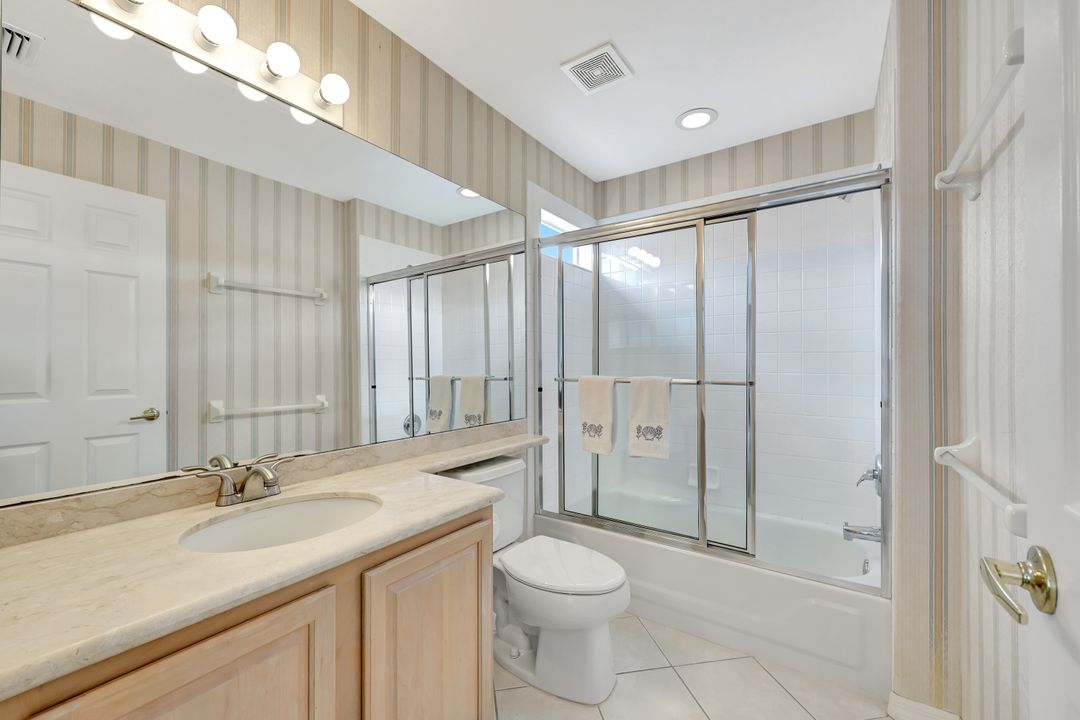 1745 Marsh Run, Naples, FL 34109