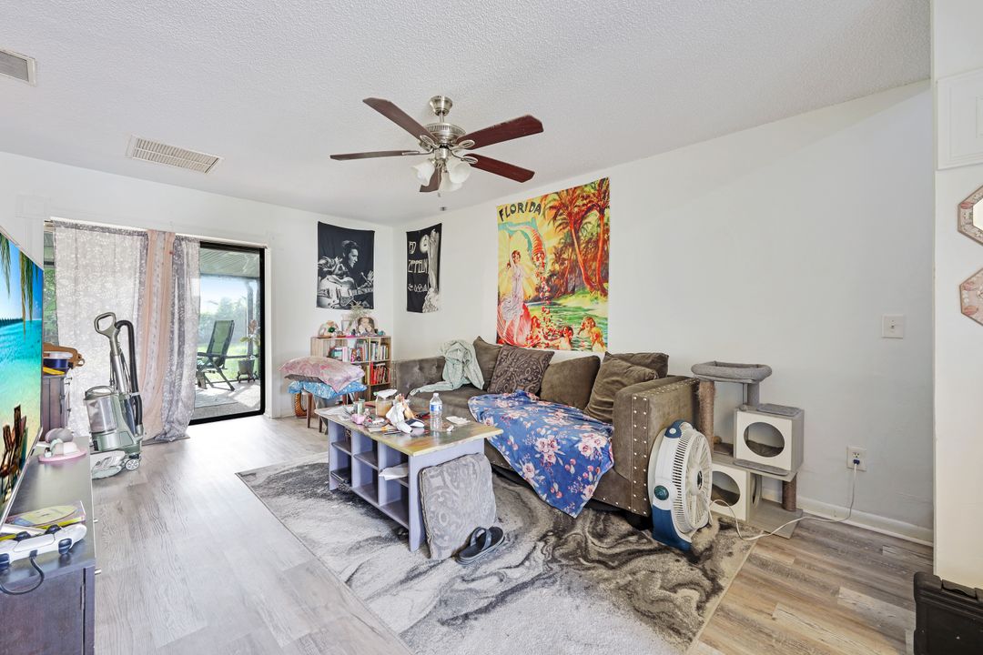 17407 Dumont Dr, Fort Myers, FL 33967