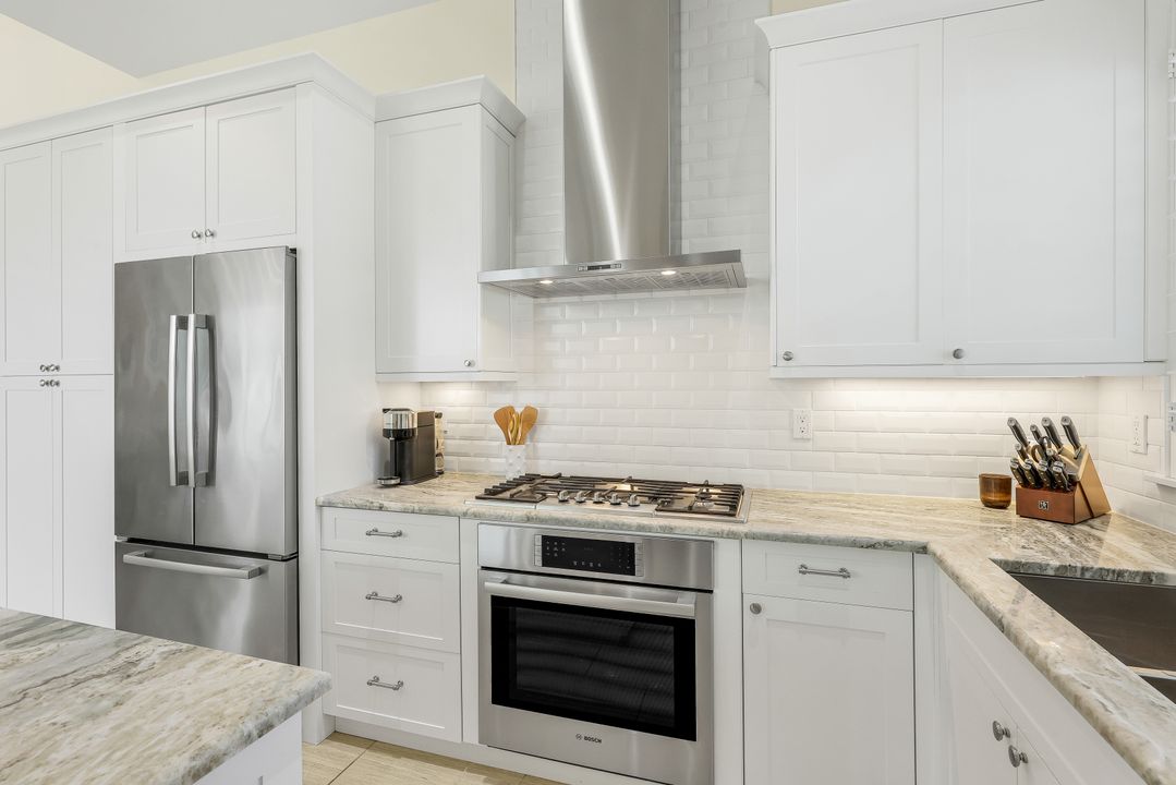 9161 Mercato Way, Naples, FL 34108