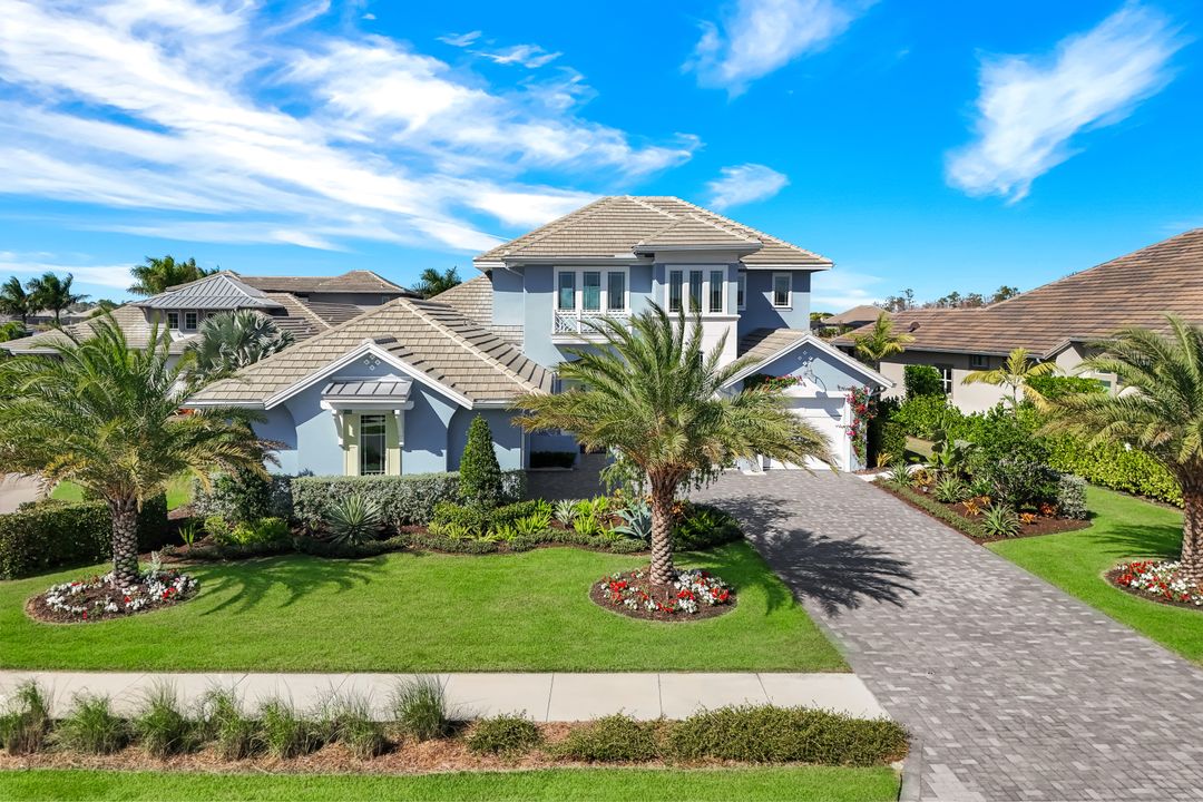 6273 Negril Isle Dr, Naples, FL 34113