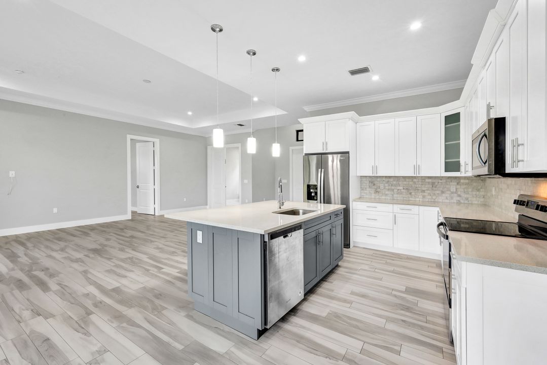 4440 43rd Ave NE, Naples, FL 34120