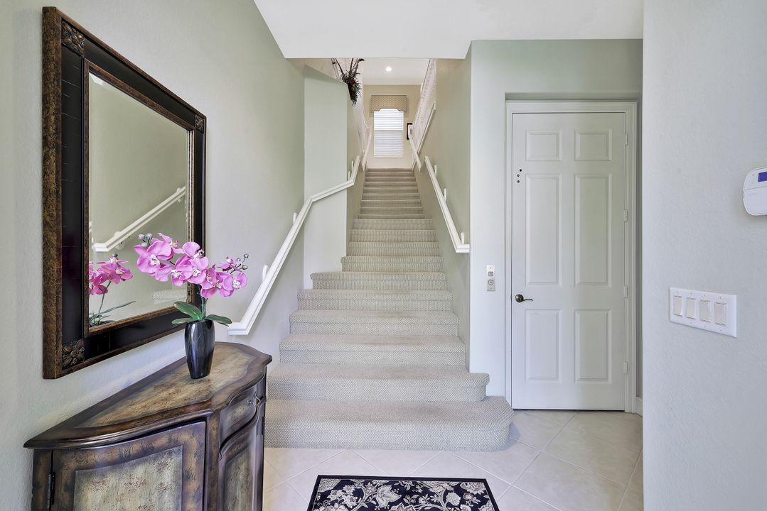 8641 Champions Point #1003, Naples, FL 34113