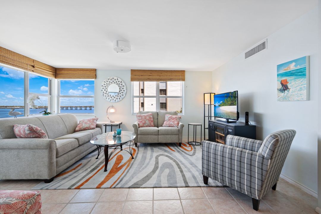 1900 Clifford St  #507, Fort Myers, FL 33901