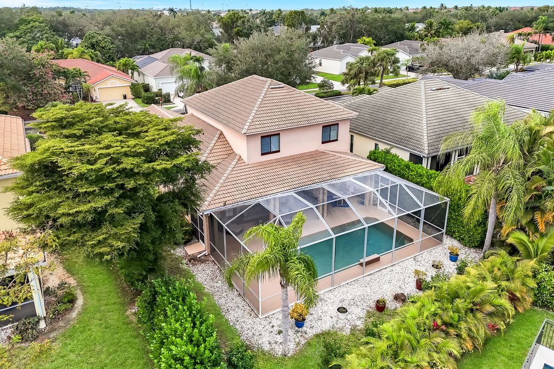 8493 Laurel Lakes Blvd, Naples, FL 34119