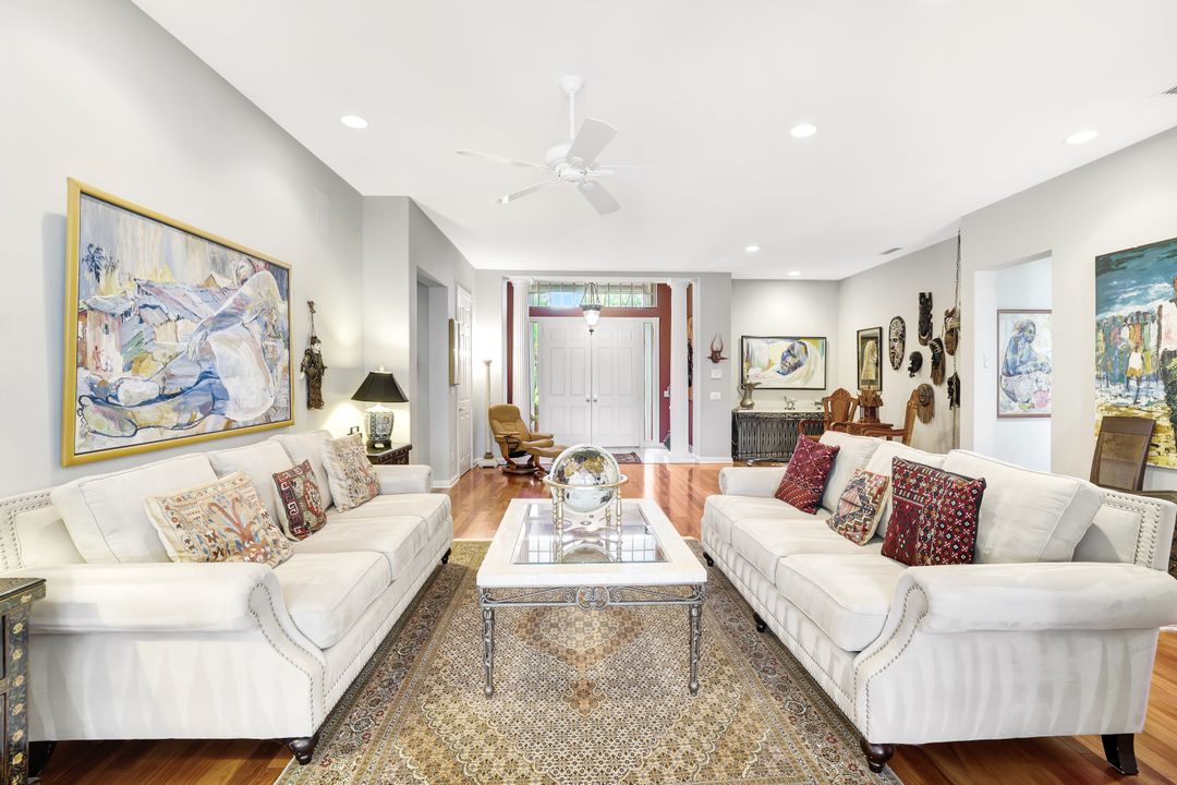 3394 Cerrito Ct, Naples, FL 34109