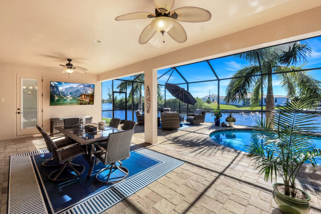 2208 NW 38th Pl, Cape Coral, FL 33993