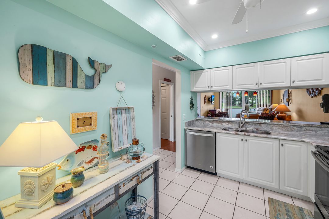 14901 Park Lake Dr #106, Fort Myers, FL 33919