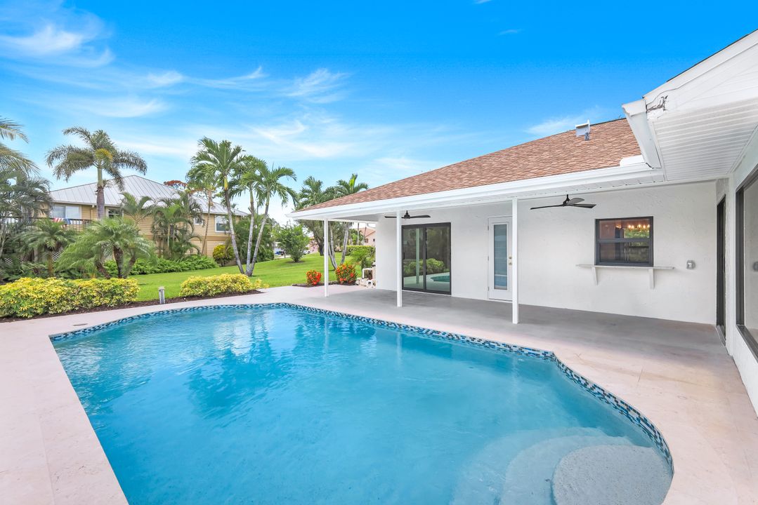 27081 Harbor Dr, Bonita Springs, FL 34135