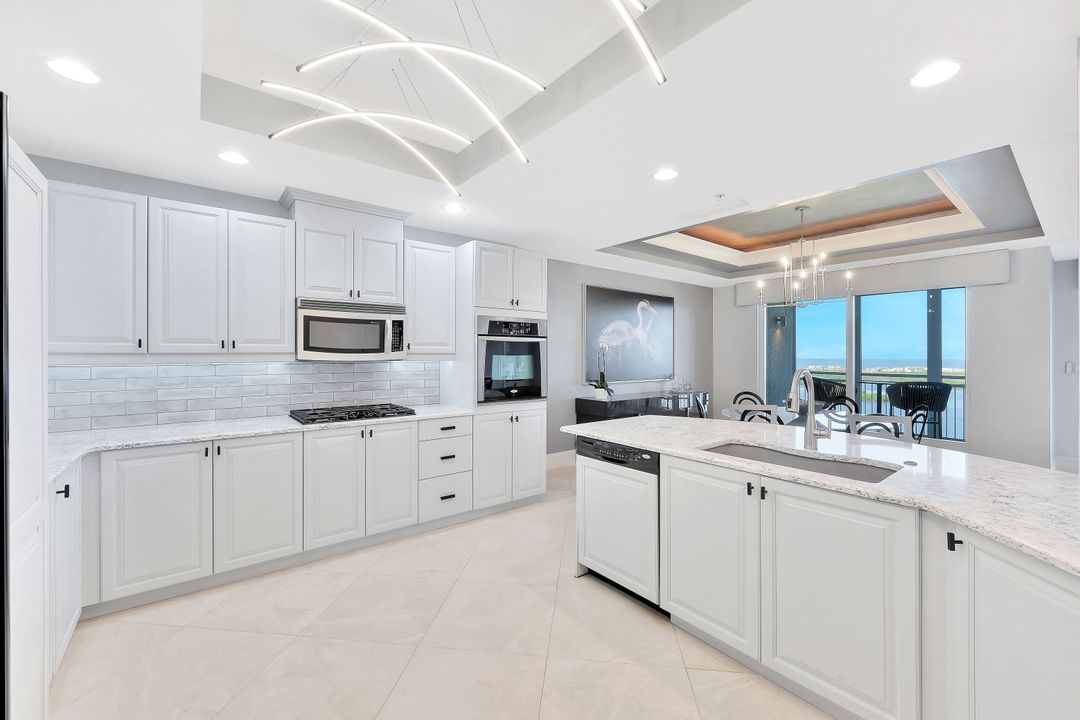 4951 Bonita Bay Blvd #2403, Bonita Springs, FL 34134