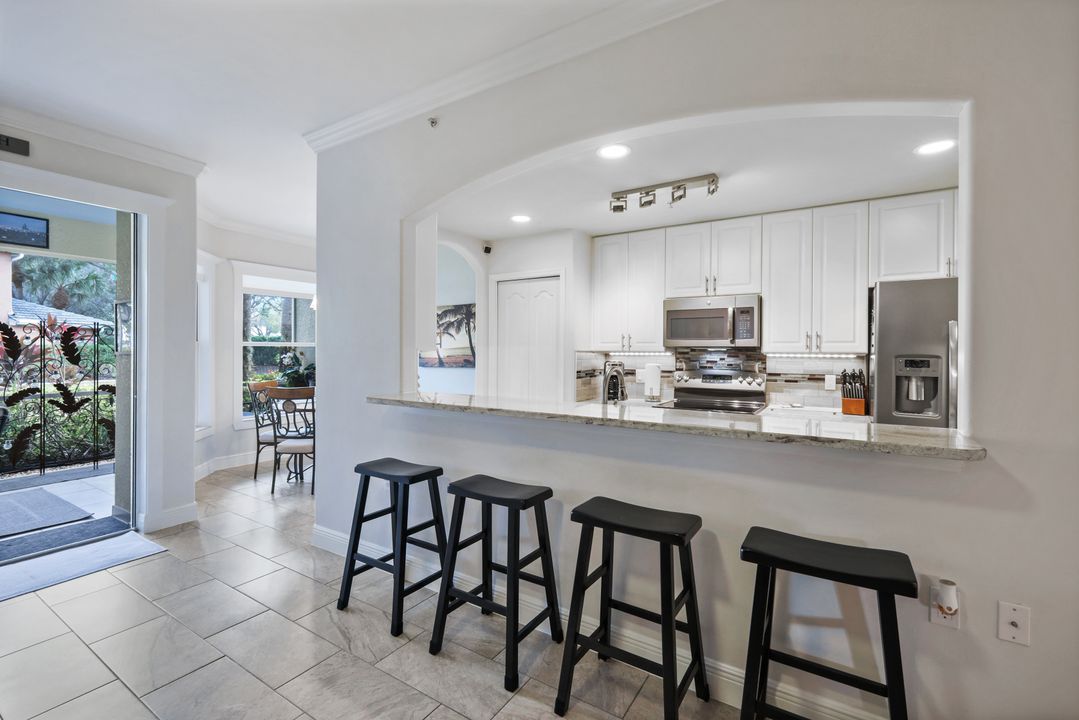 1118 Sweetwater Ln #1301, Naples, FL 34110