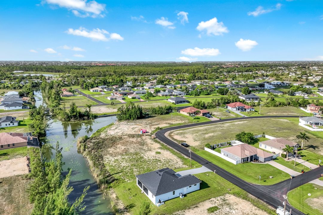3445 NE 21st Ave, Cape Coral, FL 33909