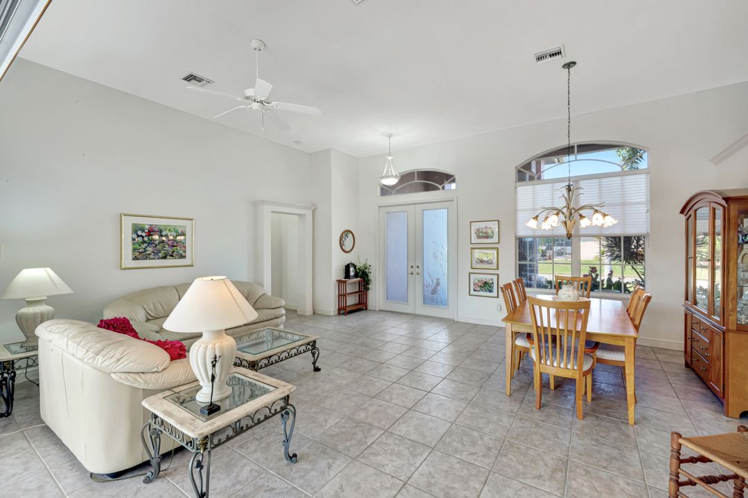 4315 SW 22nd Ct, Cape Coral, FL 33914