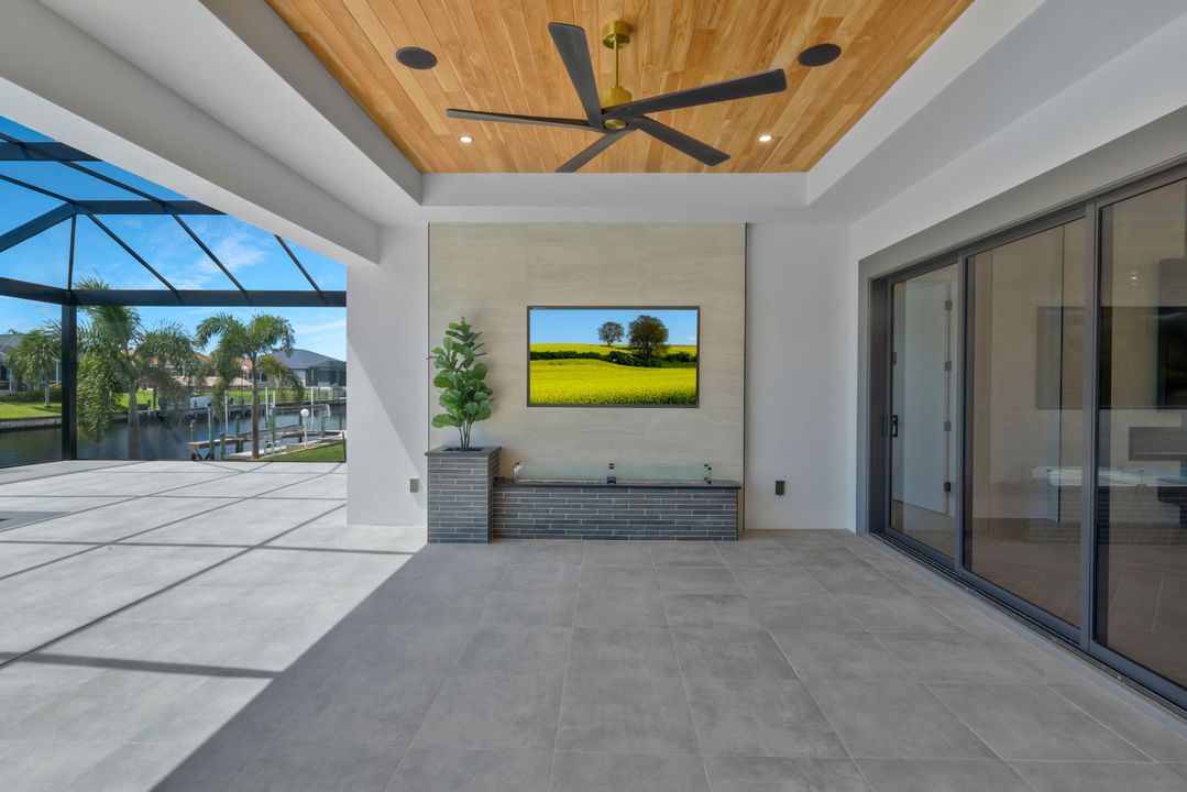 2826 SW 37th Terrace, Cape Coral, FL 33914