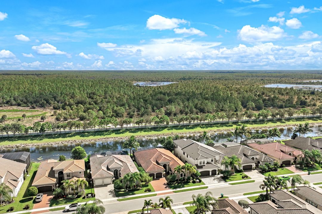 4394 Caldera Cir, Naples, FL 34119