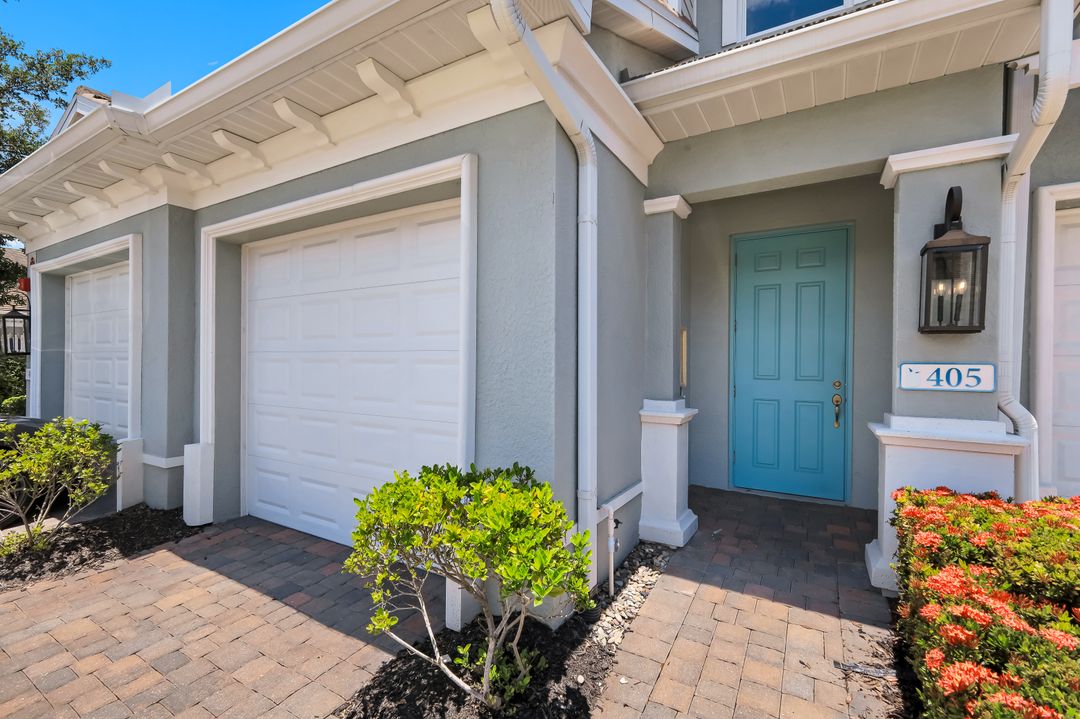 2343 Sheen Ln #405, Naples, FL 34120