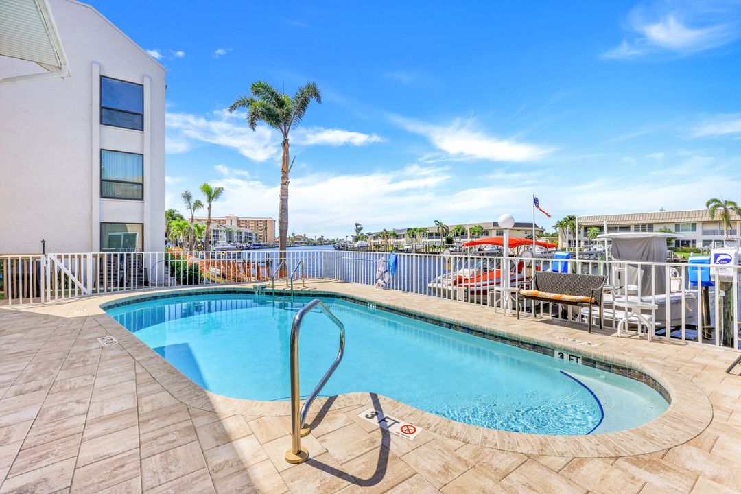 4206 SE 20th Pl #106, Cape Coral, FL 33904