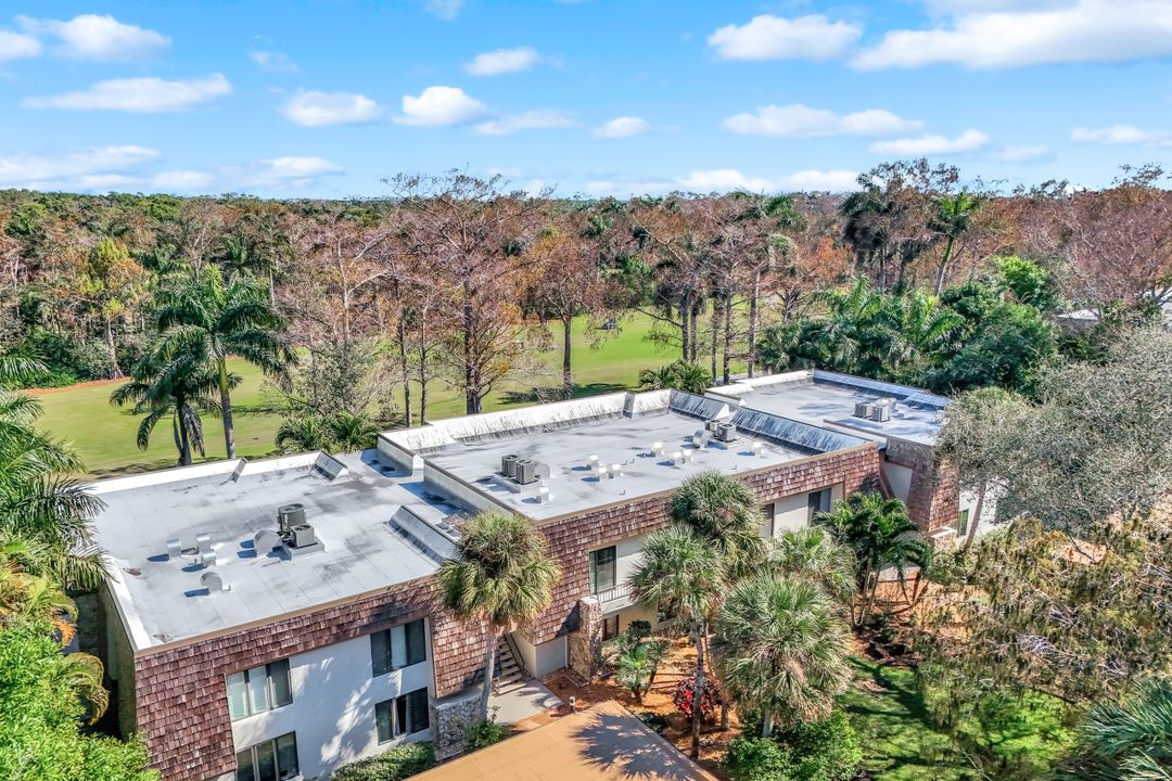 105 Wilderness Dr #107, Naples, FL 34105