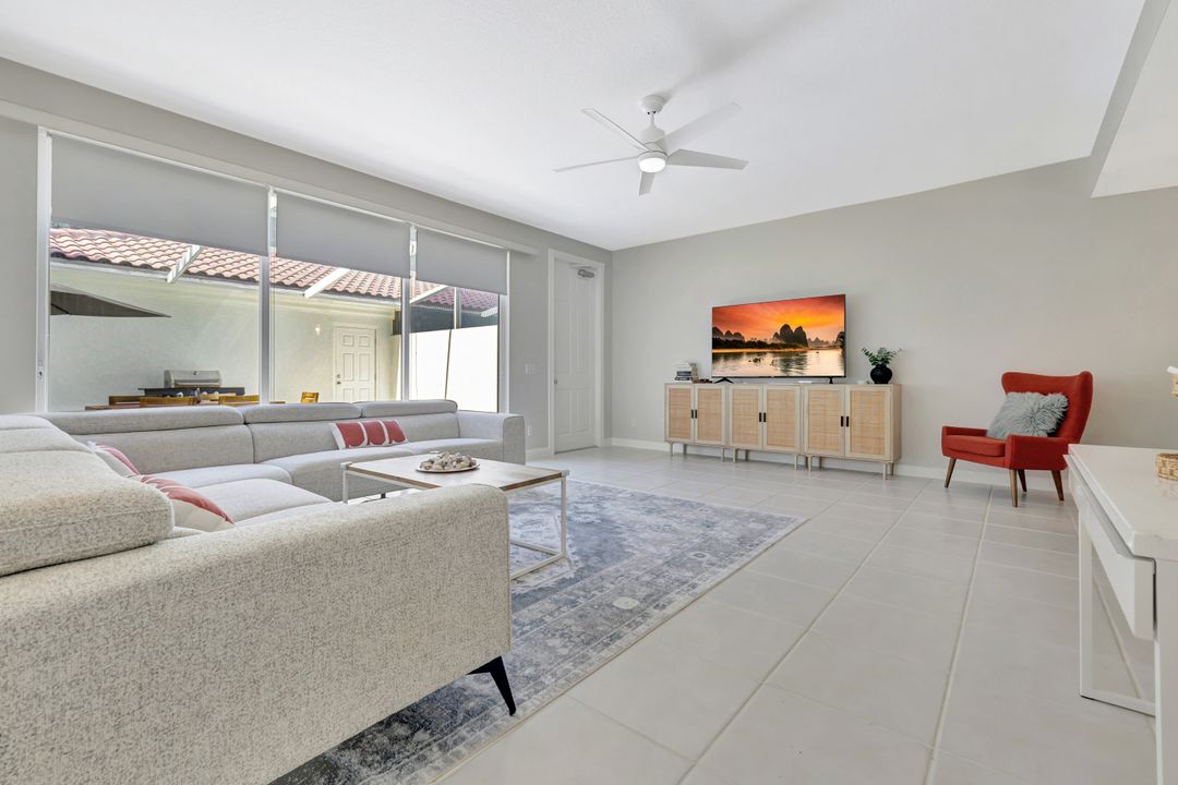 28508 Alessandria Cir, Bonita Springs, FL 34135