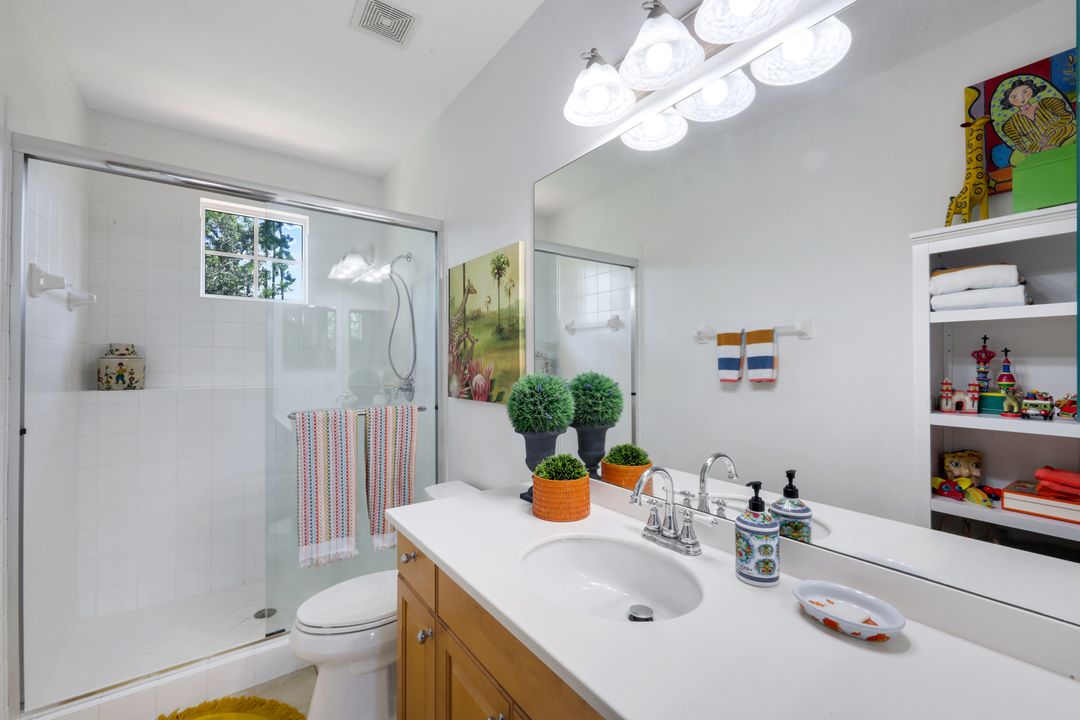 13963 Avon Park Cir, Fort Myers, FL 33912