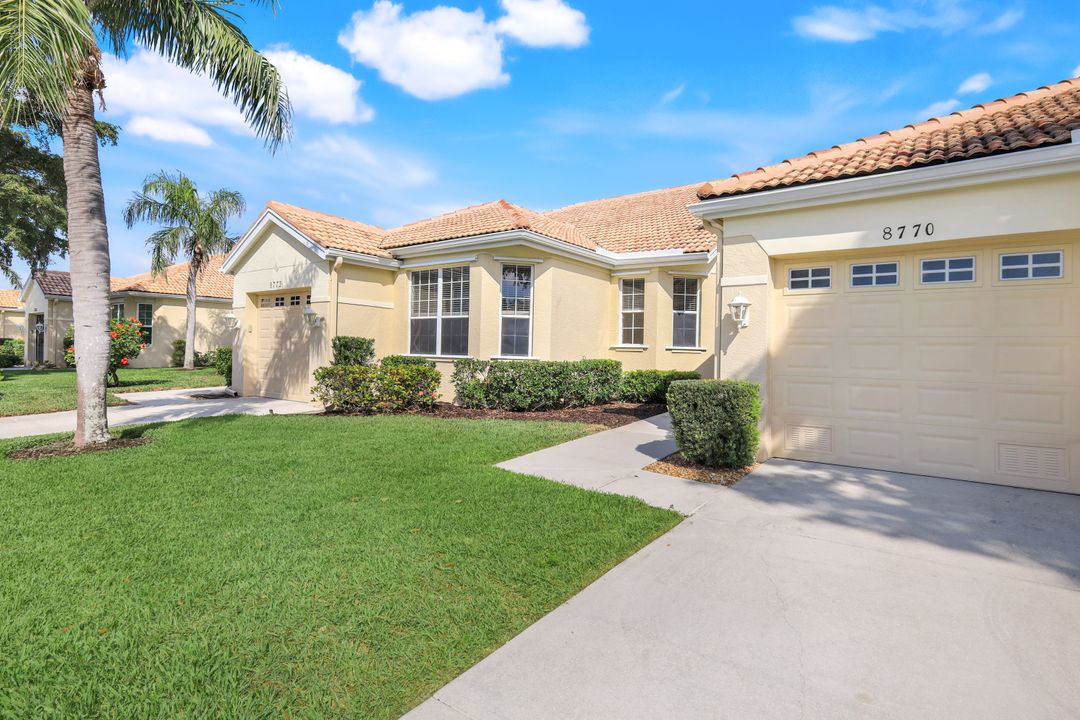 8770 Stockbridge Dr, Fort Myers, FL 33908