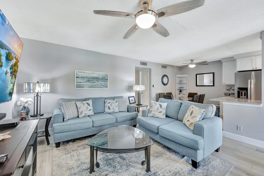 766 Central Ave #207, Naples, FL 34102