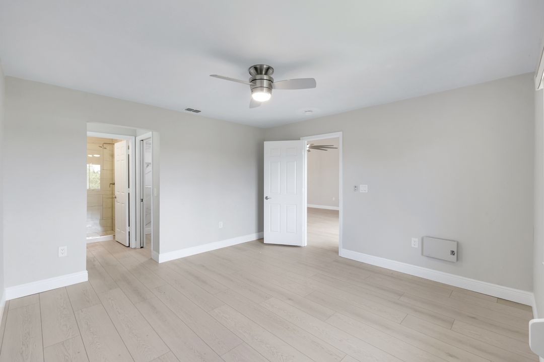 3051 Sandpiper Bay Cir #304, Naples, FL 34112